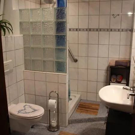 Ferienwohnung In Mit Garten, Grill Und Terrasse Lägenhet *