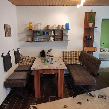 Lägenhet Ferienwohnung In Mit Garten, Grill Und Terrasse